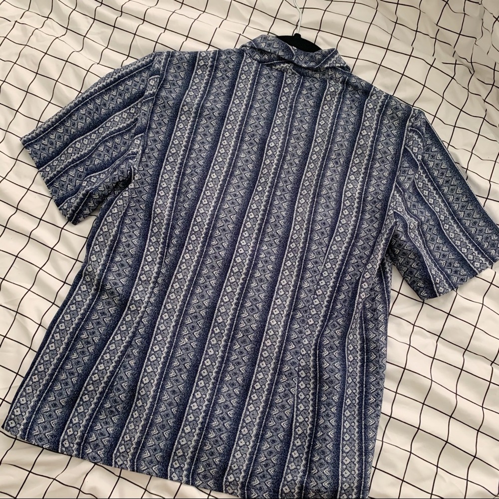Retro Blue Patterned Button Up [S] - Picture 4 of 4